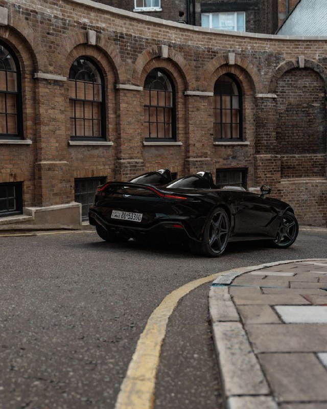 Aston Martin Speedster 7