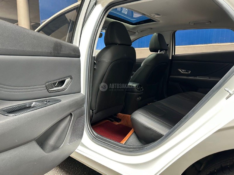 Hyundai Elantra 2021 фото 5