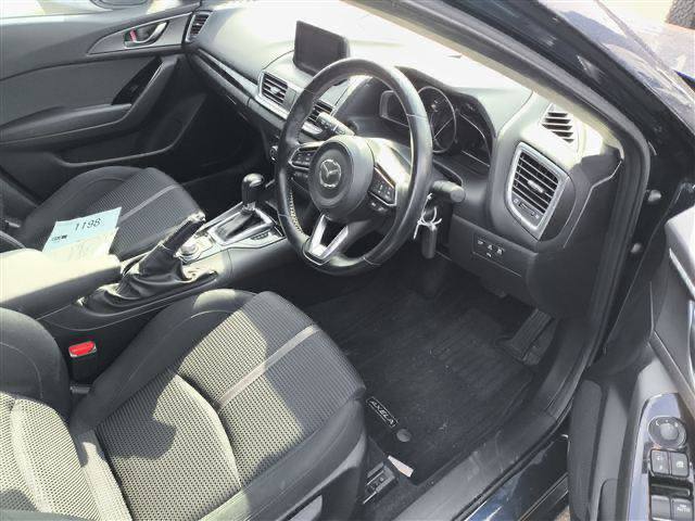 Mazda Axela 2016 фото 4