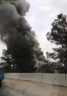 לפני כמה רגעים עלה עמוד עשן ענק בצ'יטגר. עדיין לא ידוע אם הייתה דליפת גז או לא.
