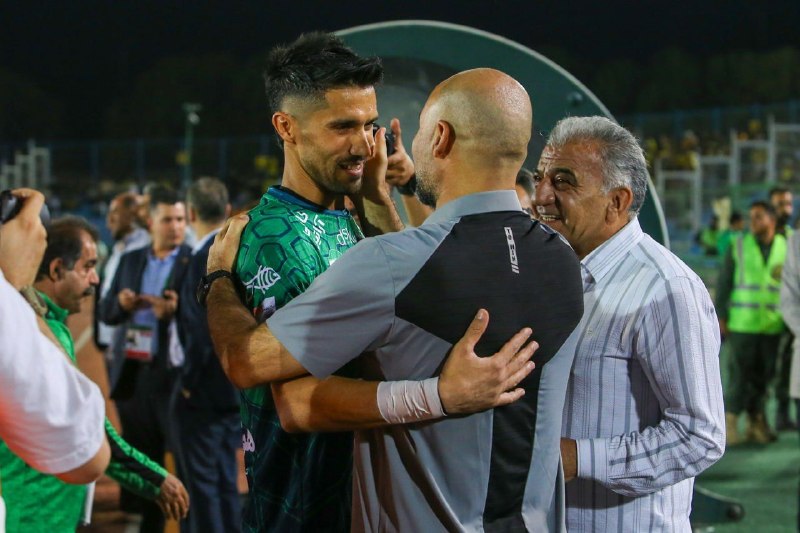 ⭐️ استقلال ⭐️: آمار سیدحسین حسینی در برابر استقلال: ۵ بازی۲ باخت۳ تساوی۱۰ گل خوردهبدون کلینشیت🔵 ➫ @Esteqhlal 🌟🌟
