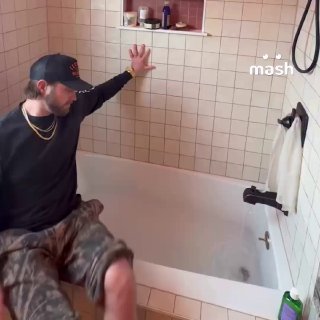 Спрос на лекарства от мигрени вырос в три раза в Московской области из-за сильнейшей магнитной бури в 2026 году. Чтобы избавиться от головной боли, люди лечатся по советам блогеров из запретграмма. Спойлер: они смертельно опасны для здоровья.16 марта на Со