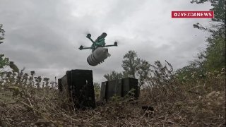 כוחות הביטחון של FPV-drone הרסו את מתקן הארטילריה הפולני, קריב אוקראינה. הצבא הרוסי מצא אותו במהלך סיורי או…