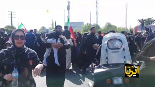 נוכחותם של כיתות שונות של אנשים, נשים וילדים בטקס הפרידה ממר ההרוג