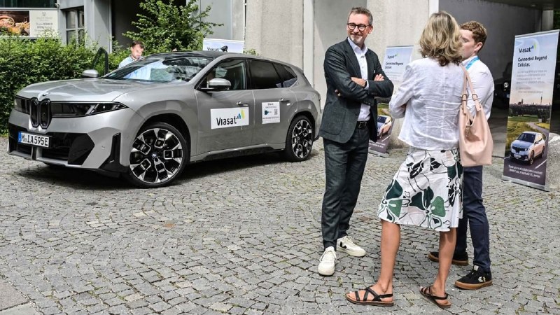 🏎🔥 В BMW рассказали о новой системе экстренного вызова помощи через спутник! ���