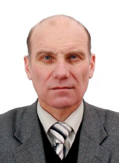Заслуженный лётчик-испытатель Пётр Тутакин погиб в результате авиакатастрофы — он находился в легкомоторном самолёте, разбившемся в Подмосковье.ЧП произошло на аэродроме Вихрево. Самолёт Zlin-142 упал в 50 метрах от взлётно-посадочной полосы во время заход