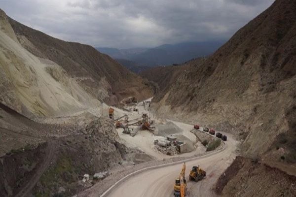 پایگاه خبری معدن نامه: قواعد اکتشاف معادن تغییر کرد؛ فرمت جدید گزارشهای اکتشافی ابلاغ شدفرمت جامع و یکپارچه گزارش پایان عملیات اکتشاف مواد معد