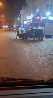 מפריסת כוחות ישראל סביב הכניסה למחנה קלנדיה, מצפון לירושלים .