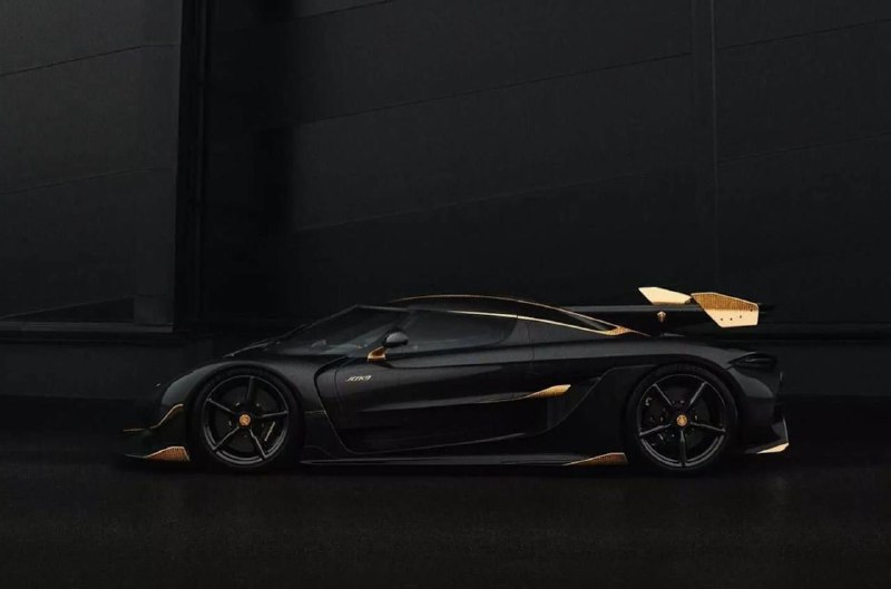 Уникальный Koenigsegg Jesko с вставками из чистого золота 2