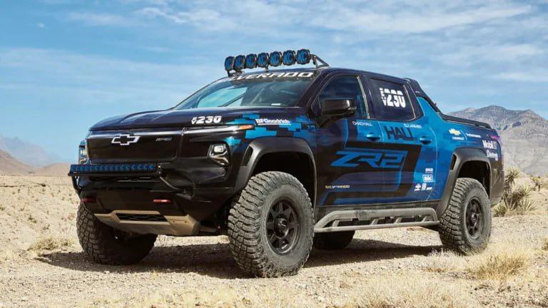 Chevrolet Silverado превратили в гоночный пикап на электрической тяге