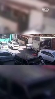 Mashhad records the moment when the occupation police executed the young man, Alaa Muhammad, in the city of Umm al-Fahm in the occupied territories.
