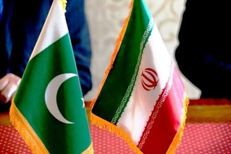 تریبون آزاد مرند: ماجرای سفر وزیر کشور پاکستان و انتقال پیام به ایران چه بود؟ بقایی: وزیر کشور پاکستان به دعوت همتای ایرانی خود به ایران س