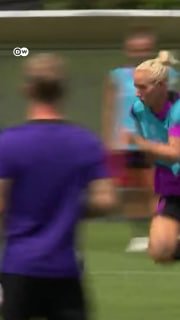 Why do female footballers leave football early? Women's soccer has flourished globally and the average salary of club players has tripled since 2017. However, according to the new report of the World Football Association (FIFPRO), almost half of the female players participating in this survey are considering an early retirement from football.