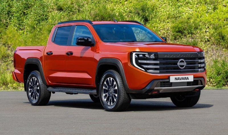 Дизайнеры показали внешность нового Nissan Navara 1