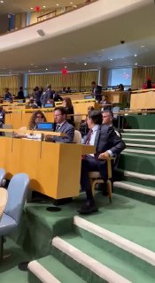 At the same time as Turkish President Erdogan's speech, the Israeli occupation delegation withdraws from the United Nations Hall.