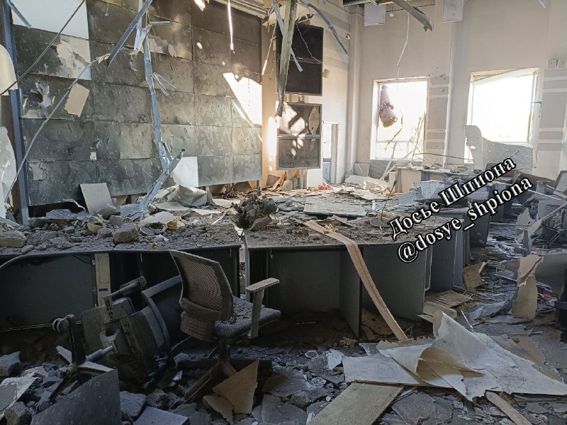 A Russian drone struck a sports complex with a swimming pool in Zaporizhzhia while people were in the water.