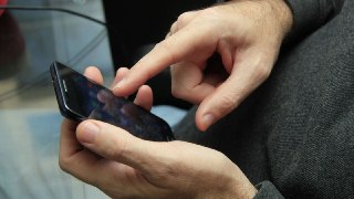 Суд оштрафовал петербуржца за частный разговор в мессенджере. В его словах нашли «дискредитацию» армии Выборгский суд Санкт-Петербурга оштрафовал на 30 тысяч рублей Дениса Тимофеева по статье о «дискредитации» армии за высказывания в личном разговоре по Wh