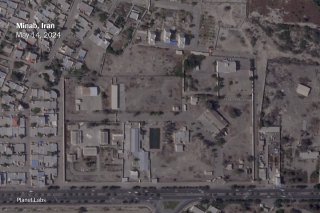 Американские военные следователи считают вероятным, что США несут ответственность за удар по школе для девочек в иранском городе Минаб, но расследование еще не завершено — Reuters со ссылкой на двух американских чиновников  Собеседники агентства не исключи