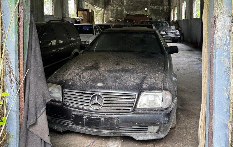 На Тайване обнаружена заброшенная коллекция автомобилей Mercedes-Benz 3