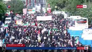 אל-נח'יל: המוני אדם זרמו לרחובות המובילים למוסלה בטהרן