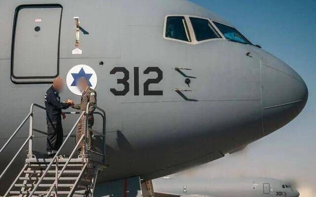 تایسیز آذربایجان: اسرائیل دومین هواپیمای سوخترسان KC-46 را تحویل گرفتتایمز:🔹اسرائیل ادعا کرد دومین فروند از ۶ هواپیمای سوخترسان KC-46 را