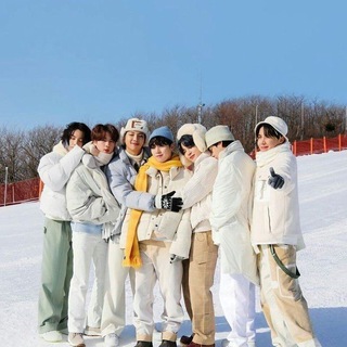 girls in luv | BTS K-POP Telegram Group Link