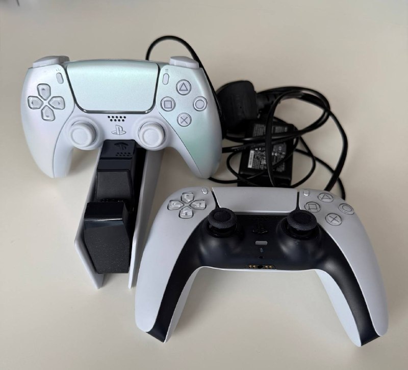2 геймпад PlayStation DualSense + зарядка — фото 1