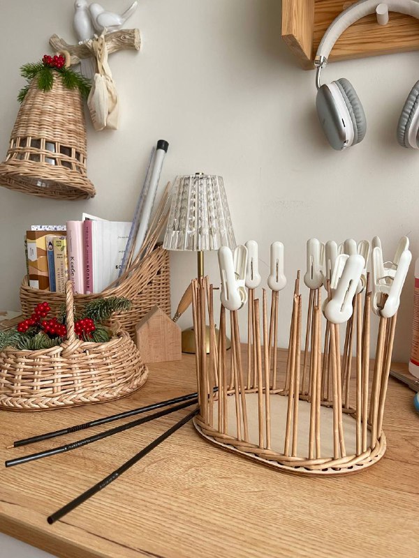 Утро в моей мастерской выглядит так Готовлю сразу 3 мастер-класса для вас! На большее, увы, рук не хватает а ведь столько всего хочется сплести, сш... - изображение 1 - всего, сплести, лишь