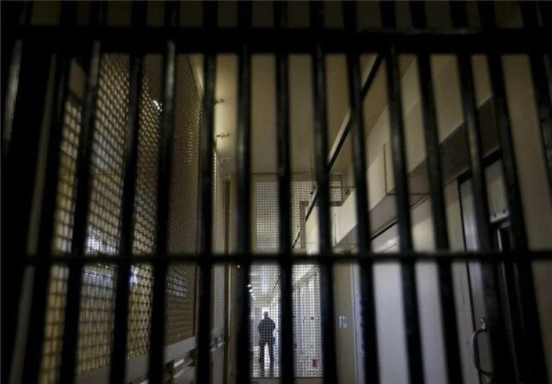 The head of the country's prisoner transfer committee: 17 Iranian compatriots, including 3 women and 14 men, who were caught in the prisons of the United Arab Emirates were transferred to the country.