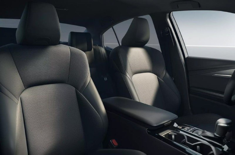 Новая Toyota Camry XV80 вышла на рынок Европы 6