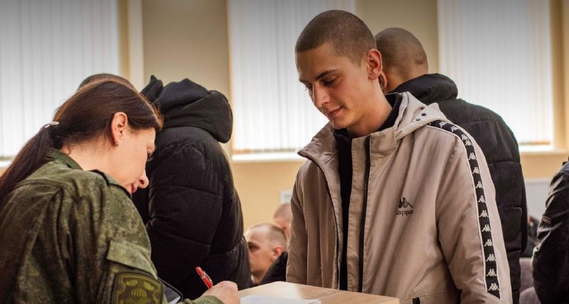 חטיבת התקיפה האווירית של משמר ברסט ה-38 מקבלת תגבורת חדשה! המתגייסים יעברו הכשרה צבאית בסיסית. מגינים עתידי…