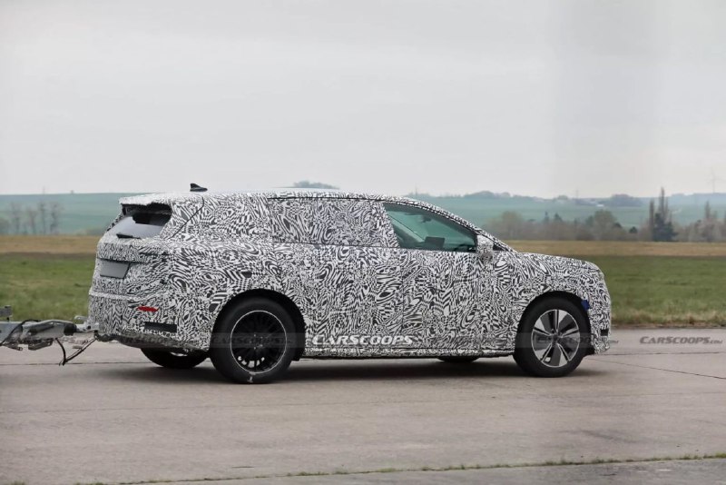 Skoda раскрыла название нового электрофлагмана 4