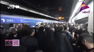לפי דיווח של ערוץ אל-עהד הלבנוני, נמשכת זרימת המוני מיליונים למתחם התפילה על שם האימאם ח'ומייני בטהרן. "החו…