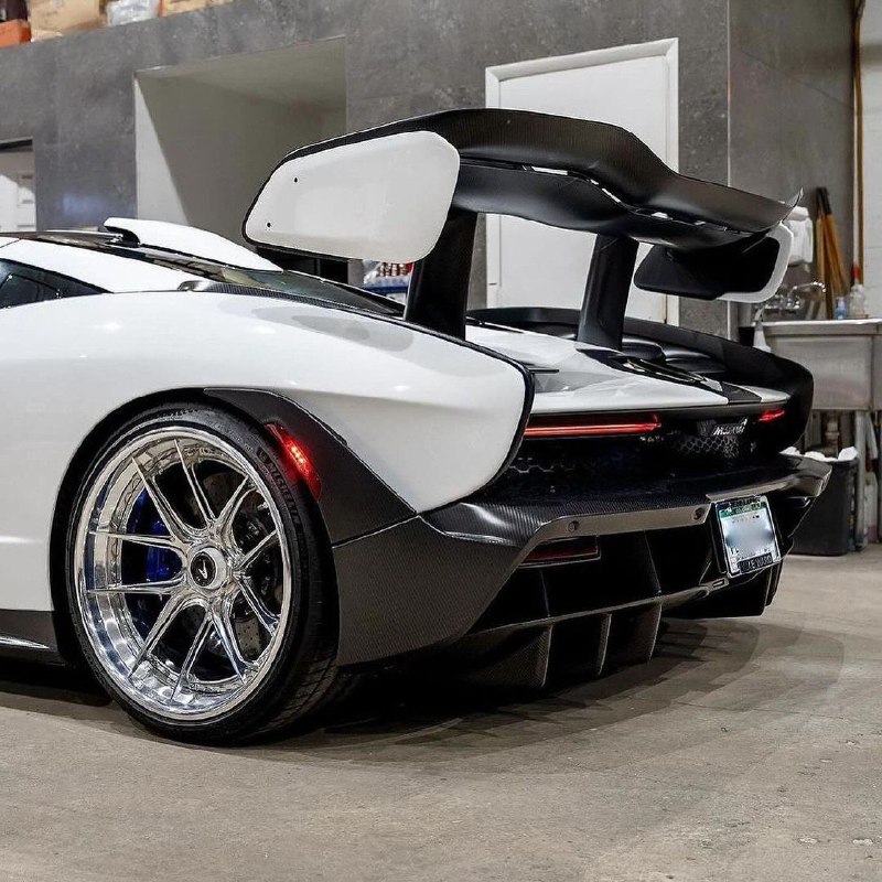 McLaren Senna 6