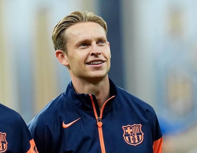 🚨💙❤️ Frenkie de Jong Barcelona bilan 2029-yil iyungacha yangi shartnomani imzolashga…