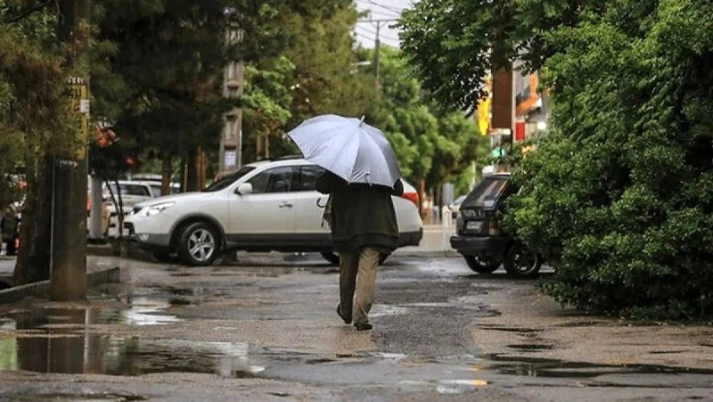 خبرگزاری شهر: 🔶️رگبار پراکنده باران در شمال و شمال غرب کشور🔻سازمان هواشناسی:🔹امروز در ارتفاعات شمال آذربایجان غربی، آذربایجان شرقی و ا