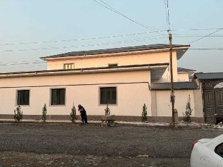 Продается Участок в Лайлак махалла 3,5 соток 6 комната евро рем