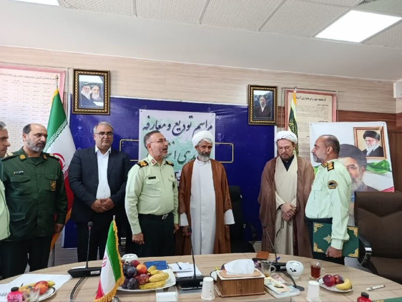 🇮🇷اخبار سیاوشان🇮🇷: 🇮🇷جناب سرهنگ سلوکی فرمانده انتظامی شهرستان آشتیان شد🇮🇷✍ آئين تکریم و معارفه فرمانده انتظامی شهرستان #آشتیان 📜طی مراسمی ب