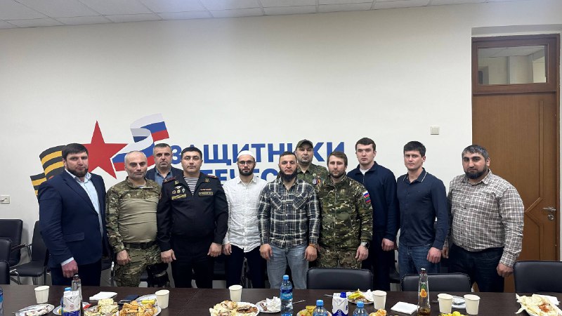 В филиале фонда «Защитники Отечества» по Республике Дагестан состоялся ифтар для участников специальной военной операции. фото