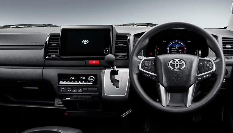 22-летняя Toyota HiAce получила серьёзный рестайлинг 2