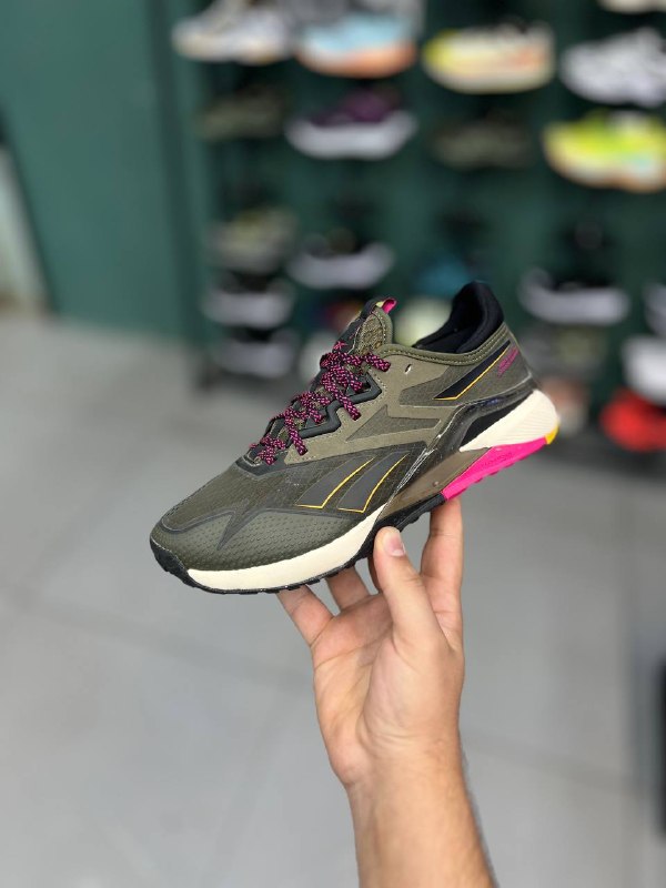 سرای کفش جهانی سید کمال: Reebok🌊Size: 38.5CM: 25🌊Cost: 10.900 T⭕️سفارش در:@Katoniorjinall