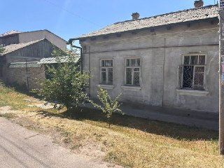 House 4 sot. 4 rooms. Yashnabad district, Shavkat 1st passage. Size 20x20