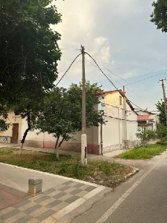 Угловой земельный участок 3,3 сотки вдоль дороги