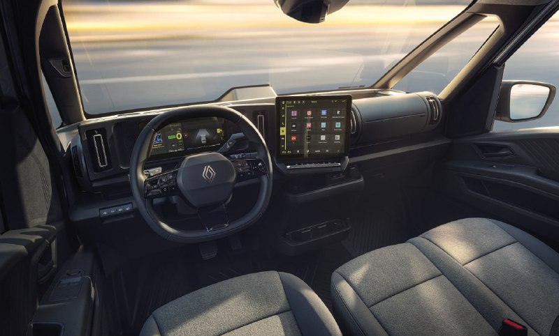 Новый Renault Trafic стал электромобилем 4