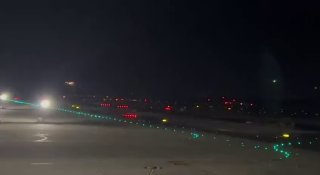 מטוס אנ-124 רוסלן אוקראיני עלה באש בזמן נחיתה ביפן, כך דיווח NHK.