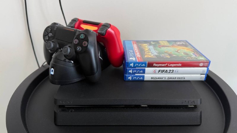 PlayStation 4 на 1тб. 450 лари — фото 1