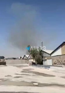 תמרות עשן עולות ליד נמל התעופה ארביל
