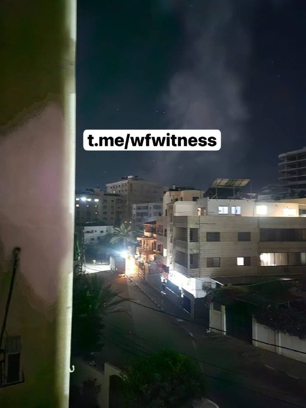 ️🇮🇱🇵🇸 מסוק אפאצ'י של צה"ל שיגר לפני כמה רגעים טיל מונחה לעבר דירה במערב העיר עזה.