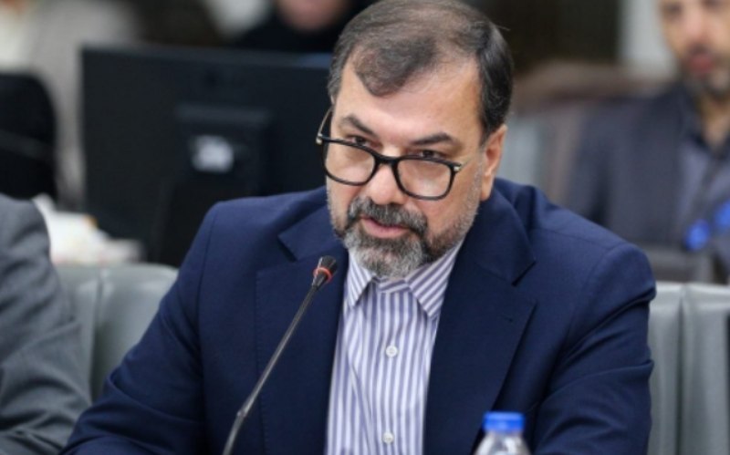 تایباد آنلاین: 🔴 خسارت ۲ میلیون دلاری توقف کامیونها طی سال گذشته در مرز #دوغارون 🔸«حسین محمدیان»، رئیس کمیسیون توسعه صادرات اتاق بازر