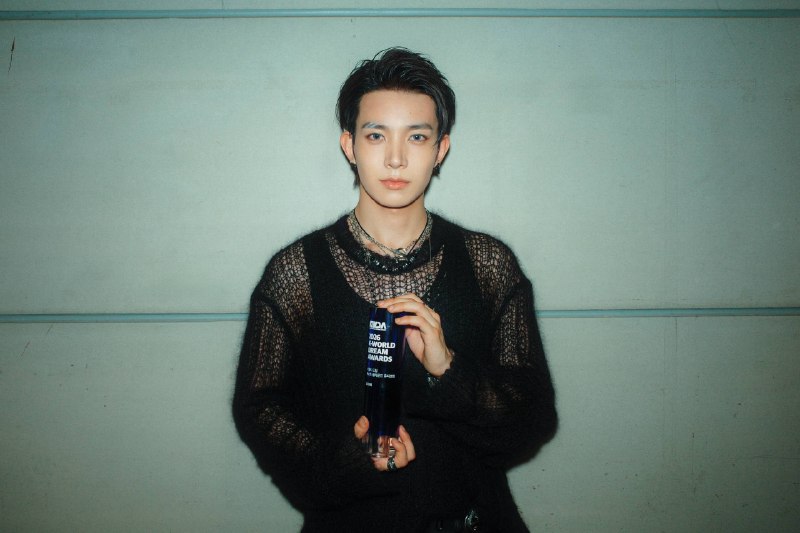 「 ENHYPEN 」 D-2 ❤️‍🔥: ╭┈ [260828]˚✧. . ⇠┊آپدیت ویورس ایوان 💘ᴱᴺ⁻ #Update | #Weverse | #Heeseung ╰── @ENHYPEN · · · · ✦